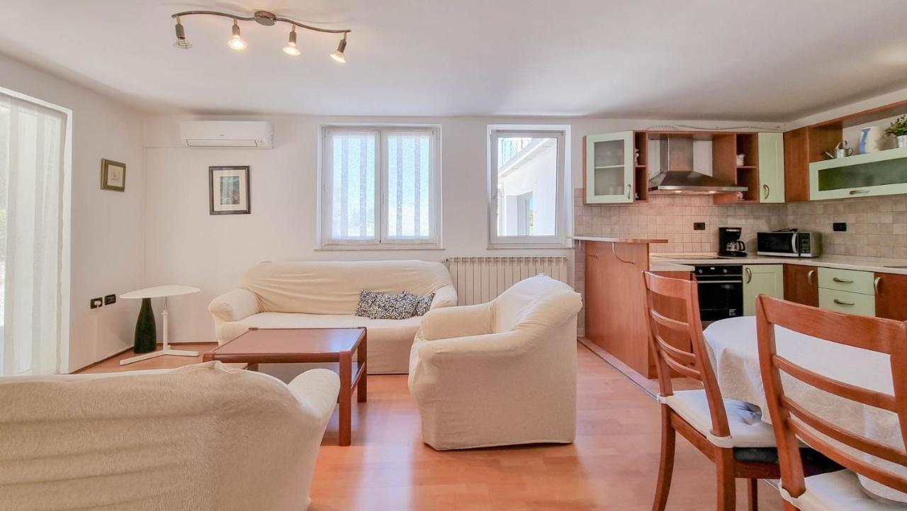 Apartamento Ena Novigrad Istria Exterior foto