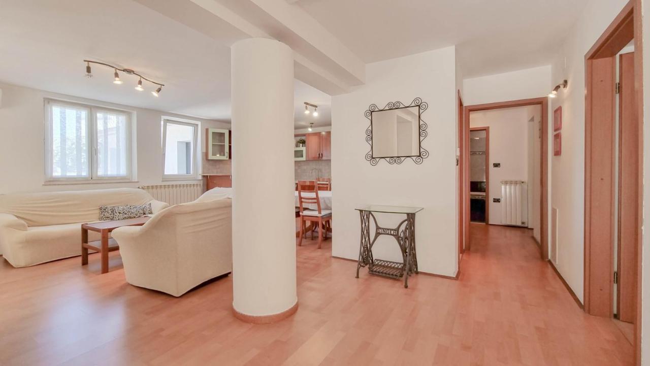 Apartamento Ena Novigrad Istria Exterior foto